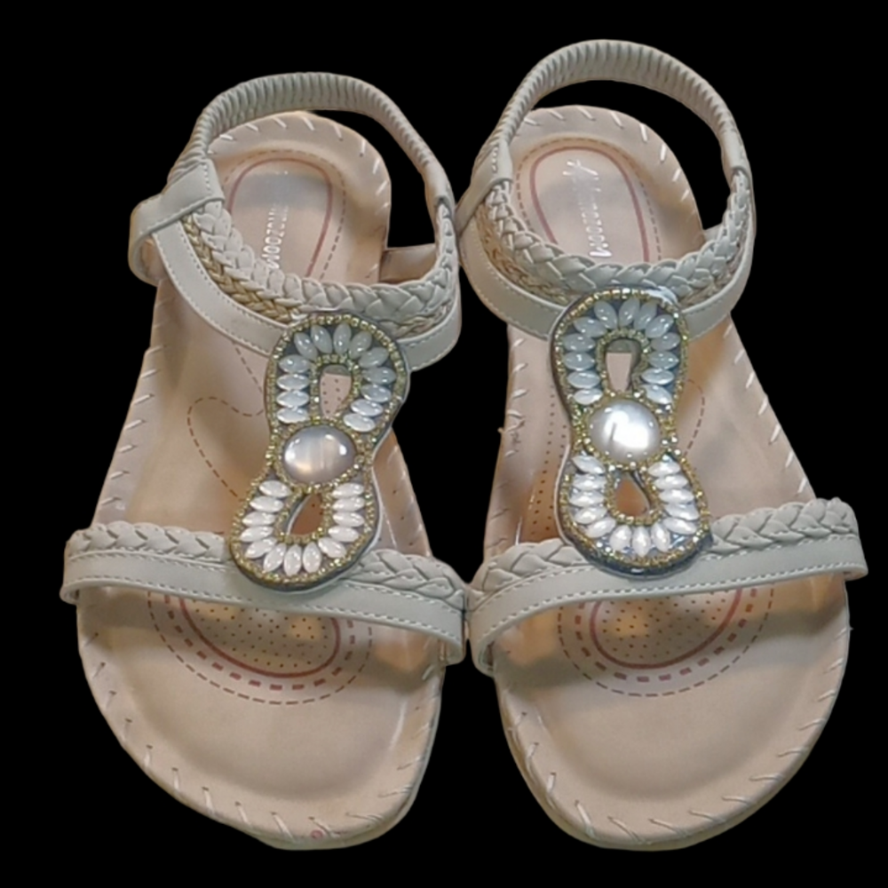 ABLANCZOOM TAN BEADED SANDALS SIZE 9